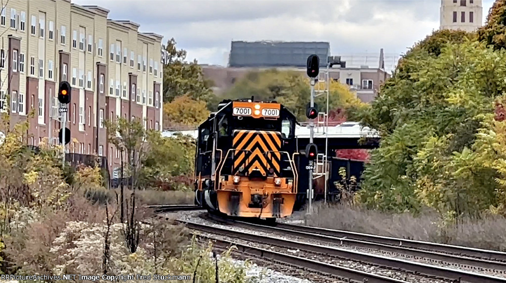 WE 7001 passes a Restricted Proceed signal.